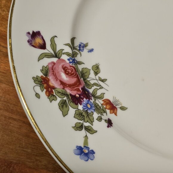 Crown Staffordshire Dresden Spray Salad Plate 8.5" rose floral bouquet - Picture 8 of 12